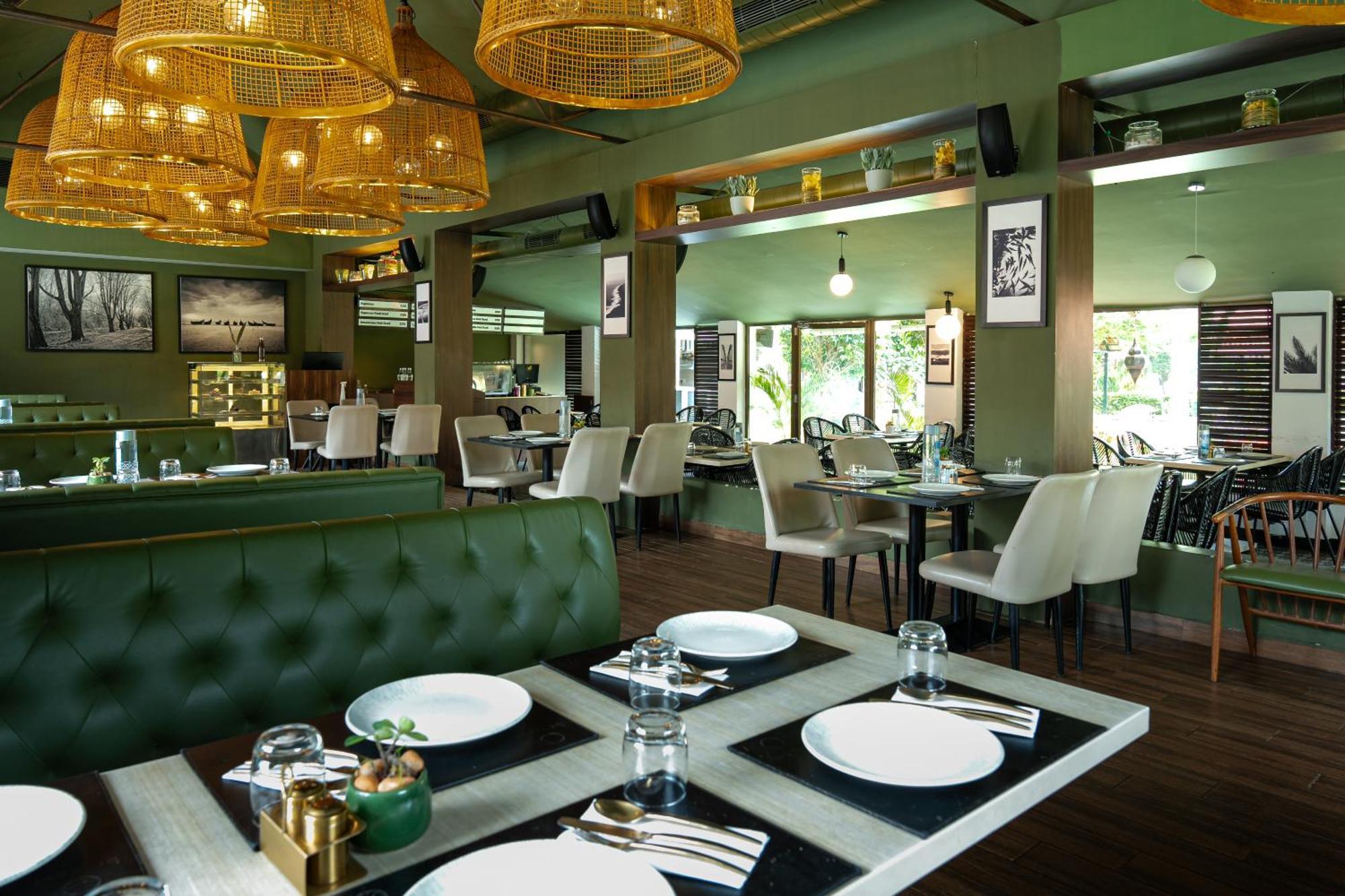 Green Meadows Resort Csennai Kültér fotó